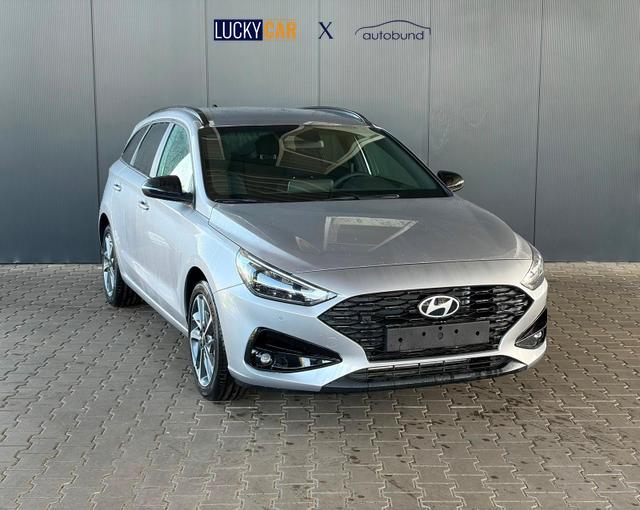 Hyundai i30 Kombi Comfort Plus 1.0 TGDI DCT Navi / Adaptiver Tempomat/ Totwinkel Assistent/ Alu 17" 