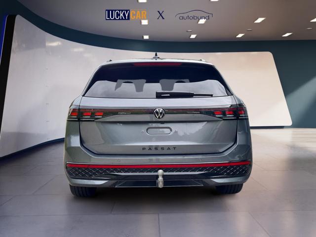 Volkswagen Passat Alltrack 2.0 TSI 195 kW 4Motion R-Line Signature DCCpro AHK H&K 