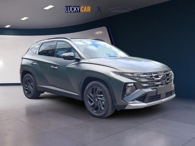 Hyundai TUCSON N Line 2WD BlackEdition AHK Navi Kamera Pano ACC 