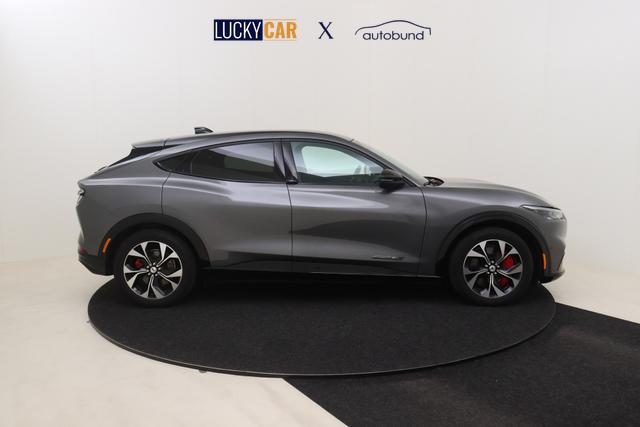 Ford Mustang Mach-E 98 kWh Extended range 