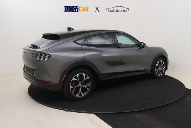 Ford Mustang Mach-E 98 kWh Extended range 