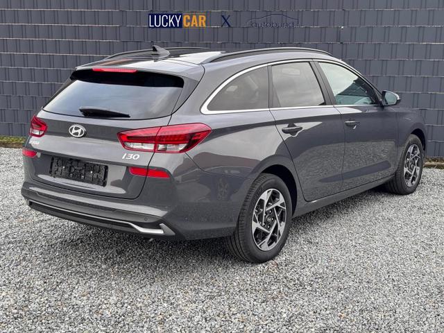 Hyundai i30 Kombi Family Automatik Smart Paket 