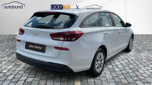 Hyundai i30 Kombi COMFORT III CW 1,5 DPI DAB Klima Tepomat 