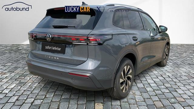 Volkswagen Tiguan ADVANCED III 2.0 TDI DSG LED AHK Kamera Keyless 