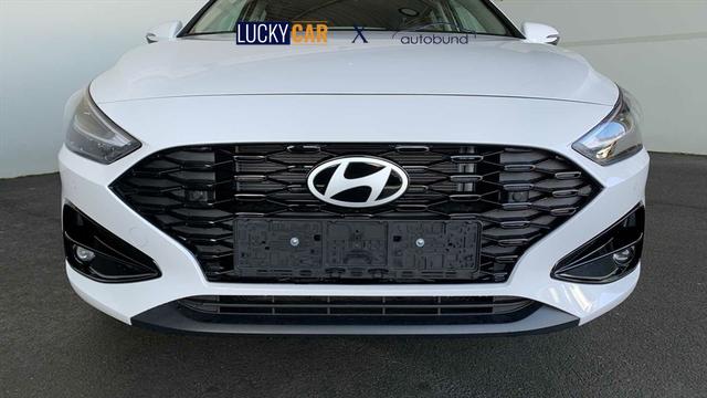Hyundai i30 FAMILY III Hatchback 1,0 T-GDi ALARM ALU DAB LED NAV KAMERA 