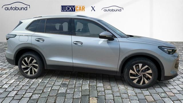 Volkswagen Tiguan ADVANCED III 2.0 TDI DSG LED AHK Kamera Keyless 