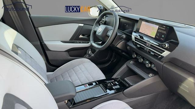 Citroën C4 MAX III 1,2 PT Autom Keyless Sitzheizung Navi PDC 