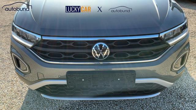 Volkswagen T-Roc LIFE 1,5 TSI DSG AHK digital Cockpit Keyless PDC 