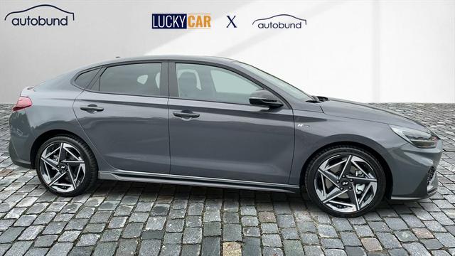Hyundai i30 N-LINE III Fastback 1,5 (MHEV) T-GDi DCT Keyless Navi 