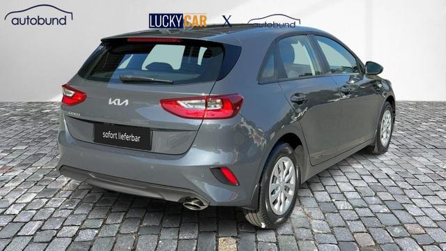 Kia Ceed BEST III 1.5 T-GDi DCT Alarm DAB Klima NAV Kamera 
