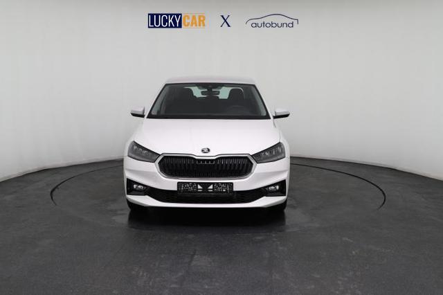 Skoda Fabia Essence (Essence) 1.0 TSI 70kW (95 PS) 5-Gang Schaltgetriebe 