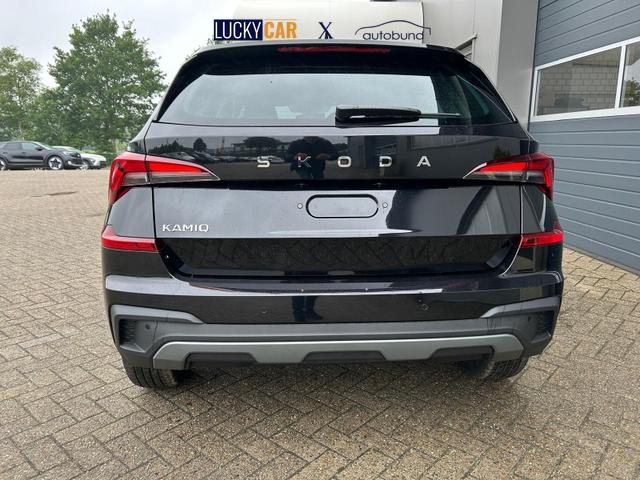 Skoda Kamiq 1.0 TSI 115PS DSG Selection Matrix-LED Sitzheizung Garantieverlängerung Klimaautomatik Parksensoren Skoda-Radio drahtlos Apple CarPlay + Android Auto Digital Cockpit Tempomat abg.Scheiben 