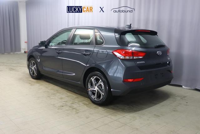 Hyundai i30 FL 1.0 T-GDi 7DCT Comfort CP MY23 88kW 48V Dark Knight 