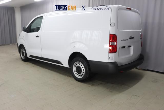 Fiat Scudo L3 2.0 145PS MT 549 - WEISS 969 - Standard Sitze "980 vollwertiges Ersatzrad 9A1 Pack Visibility Schweibenwischer mit Regensensor Elektrische und beheizbare Außenspiegel, anklappbar Nebelscheinwerfer Serie: 516 Heckflügeltüren 450 Höhenverstellbarer Fahrersitz 056 Berganfahrhilfe 149 Trennwand ohne Fenster 025 Klimaanlage"