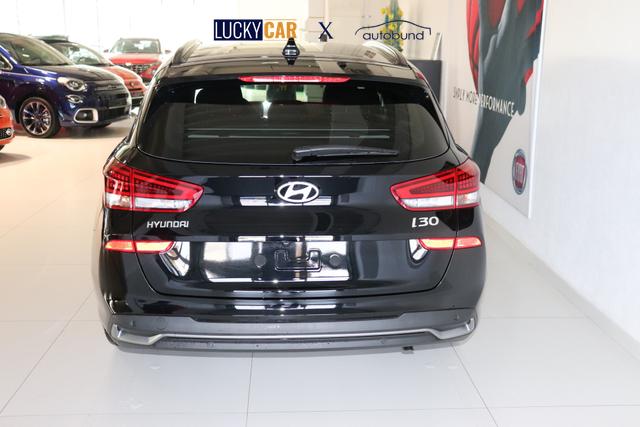 Hyundai i30 GO+ 1.0 TGDi DCT 73 kW (100 PS) Navigationssystem, Radio, DAB, Android Auto, Apple CarPlay, 2-Zonen-Klimaautomatik, Lenkradheizung, Sitzheizung, Induktionsladen des Smartphones, 17" Leichtmetallfelgen, uvm. 