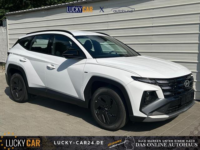 Lagerfahrzeug Hyundai TUCSON - Black Line 1.6 T-GDi HEV AT Android Auto Navi SHZ Kamera 2Z Klimaauto 