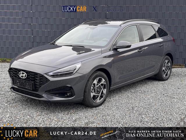 Lagerfahrzeug Hyundai i30 Kombi - Family Automatik Smart Paket