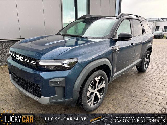 Lagerfahrzeug Dacia Bigster - Journey FULL-HYBRID 155 (Benzin Elektro), BLAU-METALLIC/DACH SCHWARZ, BEHEIZTE FRONTSCHEIBE, SITZHEIZUNG, LENRADKRADHEIZUNG, TOTER-WINKEL-ASSISTENT, PARKSENSOREN VORN/HINTEN, MULTIVIEW-KAMERA, 18" ALUFELGEN, PRIVACY-GLAS, NAVIGATION, ELEKTR. HECKKLAPPE, ACC