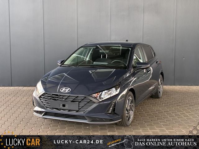 Lagerfahrzeug Hyundai i20 - Pure 1.2 MPI / Navi PDC Hinten   Kamera Abgedunkelte Scheiben Tempomat Alu 16"