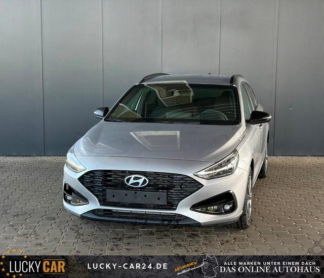 Lagerfahrzeug Hyundai i30 Kombi - Comfort Plus 1.0 TGDI DCT Navi / Adaptiver Tempomat/ Totwinkel Assistent/ Alu 17"