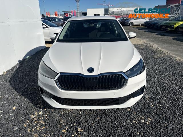 Skoda / Fabia / Wei&szlig; / / / DSG PDC v+h KLIMAAUTOMATIK