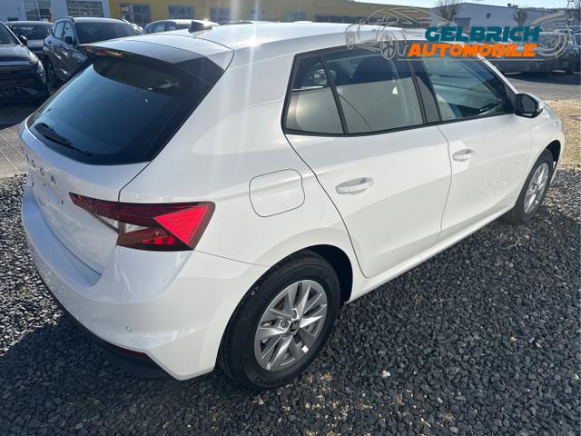 Skoda / Fabia / Wei&szlig; / / / DSG PDC v+h KLIMAAUTOMATIK