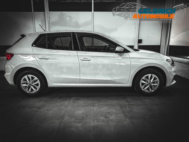 Skoda Fabia SELECTION DSG PDC v+h KLIMAAUTOMATIK 