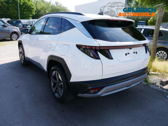 Hyundai TUCSON GO Plus 1.6 T-GDi HEV 4WD AT *PDC*RFK*NAVI*SHZ*LED*DAB*KLIMA*FRONT ASSIST* 