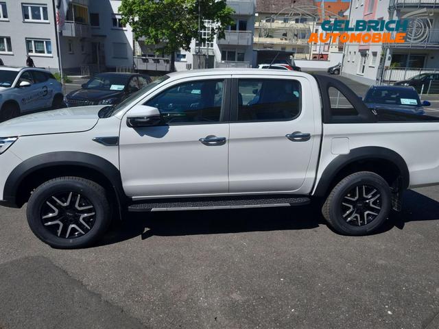 JAC Motors / T8 Pick Up Doppelkabine / Weiß / Pro / / 