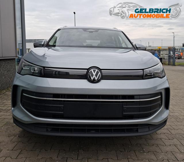 Volkswagen Tiguan LIFE 1.5 eTSI 150PS DSG, Silber-Met, 18" Alu NAPOLI, LED-PLUS-SCHEINWERFER, ELEKTR. HECKKLAPPE, KEYLESS ACCESS, PRIVACY-GLAS, DACHRELING, WINTER-PAKET, ACC, Park Assist, Parksensoren, Kamera, 3-Zonen-Climatronic, Radio/Wireless App-Connect, Digitales Cockpi 