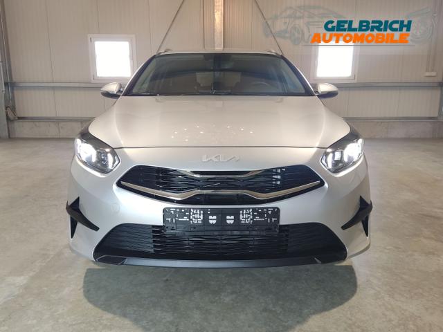 Kia / Ceed Sportswagon / Silber / / / , Beispielbilder, ggf. teilweise mit Sonderausstattung