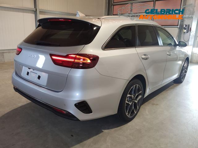 Kia / Ceed Sportswagon / Silber / / / , Beispielbilder, ggf. teilweise mit Sonderausstattung