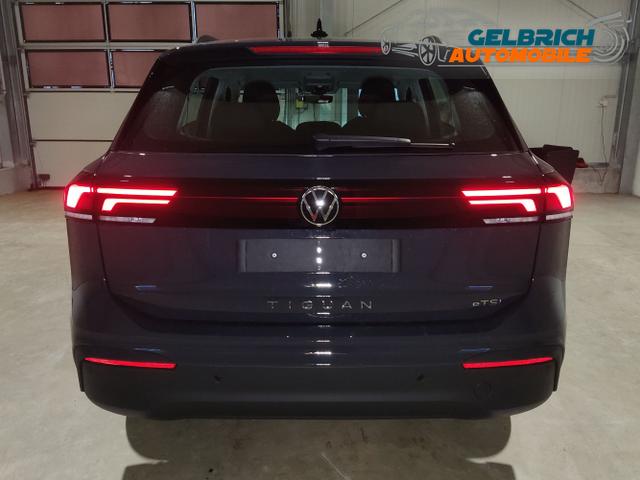 Volkswagen / Tiguan / Grau / / / , Beispielbilder, ggf. teilweise mit Sonderausstattung