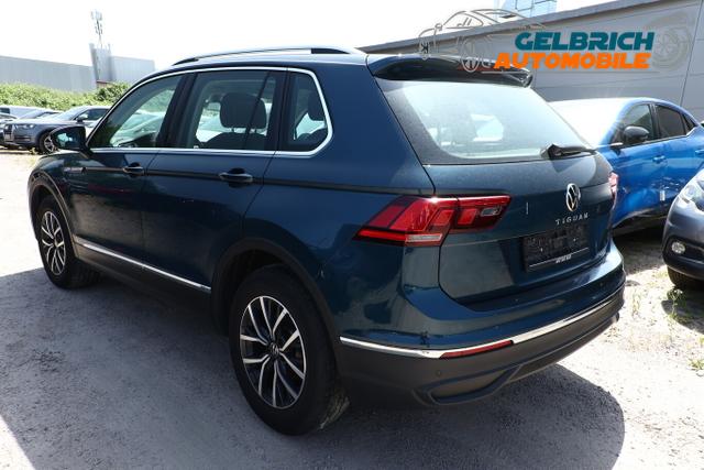 Volkswagen Tiguan LIFE 1.5 TSI 150 Pano AHK ParkAs AppC SHZ 