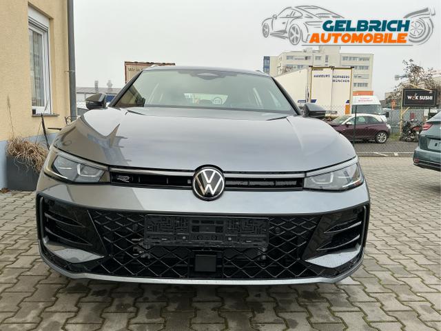 Volkswagen / Passat Variant / Grau / R-Line. AHK / Diabasgrau / , Beispielbilder, ggf. teilweise mit Sonderausstattung