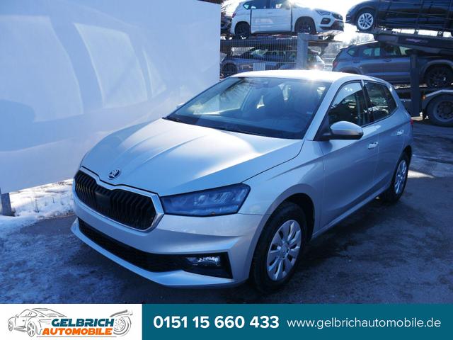 Skoda Fabia - Selection 1.0 TSI*LED*PDC-HI*SMARTLINK*SHZ*BLUETOOTH*FRONT-ASSIST
