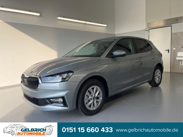 Skoda Fabia - Selection 115PS DSG GV5+AHK+Kamera+Alu+Kessy+Climatronic+Sitzheiz+Sunset+App