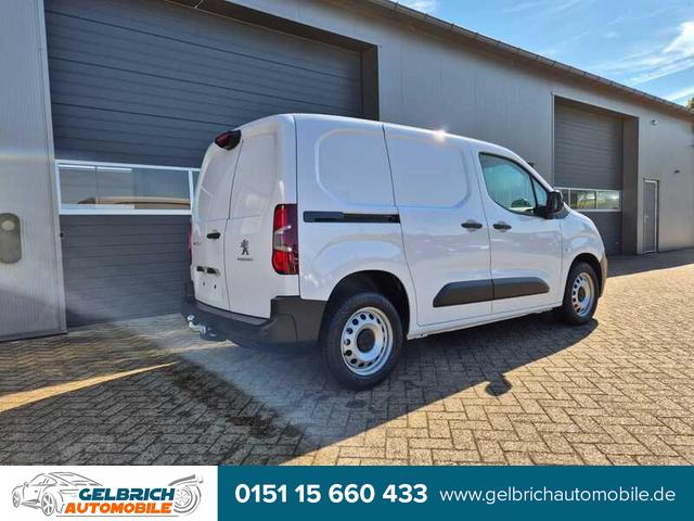 Peugeot Partner - Premium L1 1.5 BlueHDI 102PS 2-Sitzer AHK Klima Radio Apple CarPlay Android Auto Bluetooth DAB PDC v+h Rückf.Kamera Tempomat Ganzj.Reifen