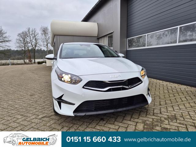Kia Ceed - Vision 1.5 T-GDi 140PS Automatik Klimaautomatik Alarmanlage Sitzheizung Lenkradheizung Navi PDC Rückf.Kamera Bluetooth Touchscreen Apple CarPlay Android Auto Tempomat