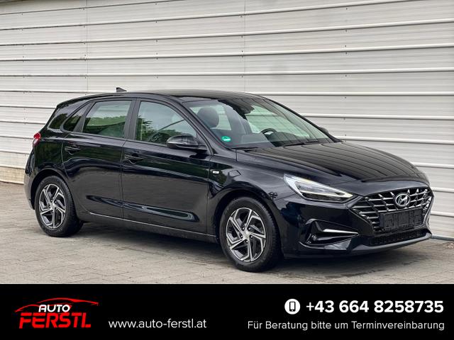 Gebrauchtfahrzeug Hyundai i30 - Android Auto Navi SHZ AHK Metallic
