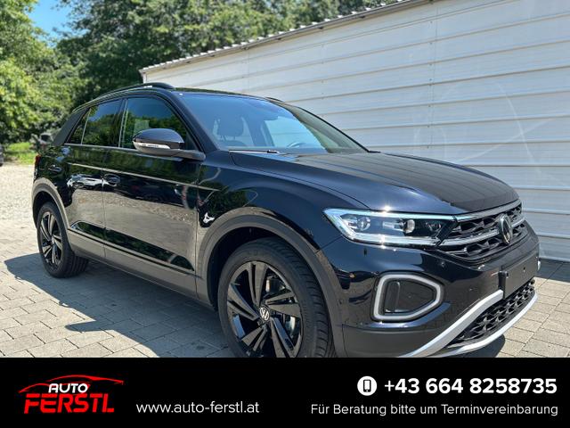Gebrauchtfahrzeug Volkswagen T-Roc - Dark Line 1.5 TSI DSG  AHK NAVI Matrix  EasyOpen SHZ 