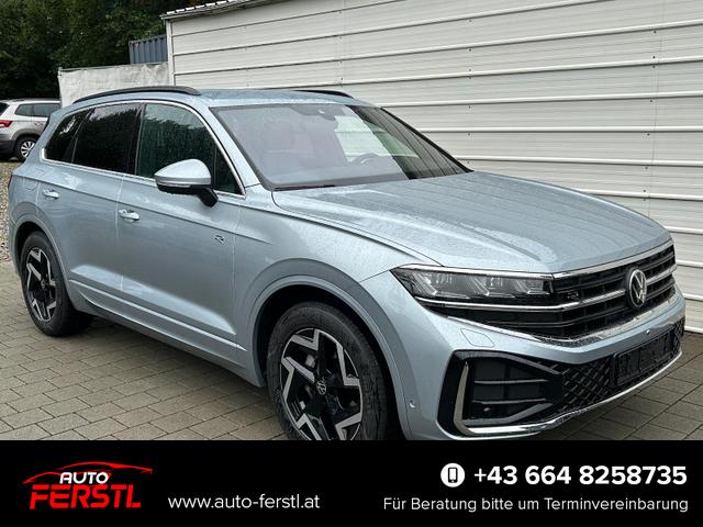 Lagerfahrzeug Volkswagen Touareg - Elegance R-Line 3.0 V6 TDI  360° AHK MATRIX