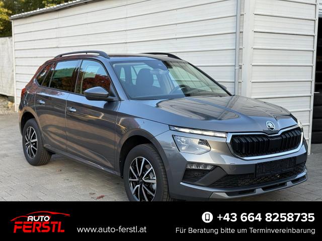 Gebrauchtfahrzeug Skoda Kamiq - Selection 1.0 TSI DSG AHK Alu 8tfach Matrix SHZ Kamera Keyless 2Z Klimaauto 