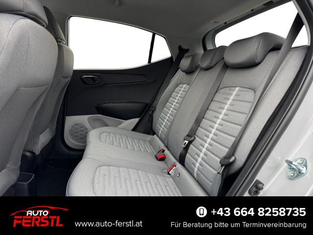 Lagerfahrzeug Hyundai i10 - 1,2 MJ25 Klimaaut, NAV 8Z, SHZ, Spha BT Kam PDC
