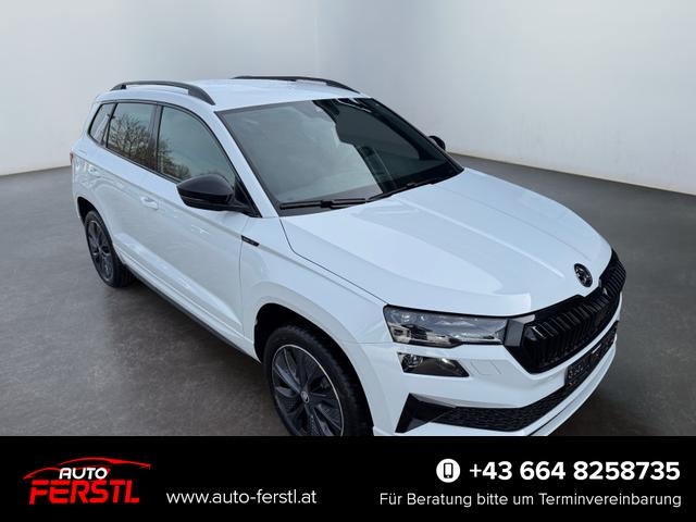 Vorlauffahrzeug Skoda Karoq - 1,5 TSI DSG Sportline 2ZKli AHK ACC Canton PDC Kam 19Zo 5JG