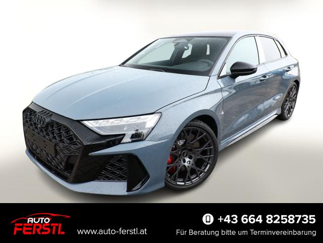 Lagerfahrzeug Audi RS3 - RS 3 TFSI Sportback Pano Leder Matrix Nav 19Z