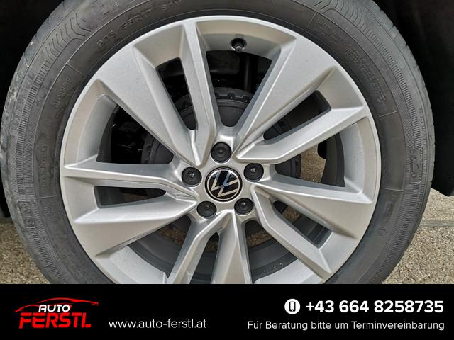 Lagerfahrzeug Volkswagen Taigo - LIFE 1.0 TSI 17" AHK Sunset Kamera APP PDC