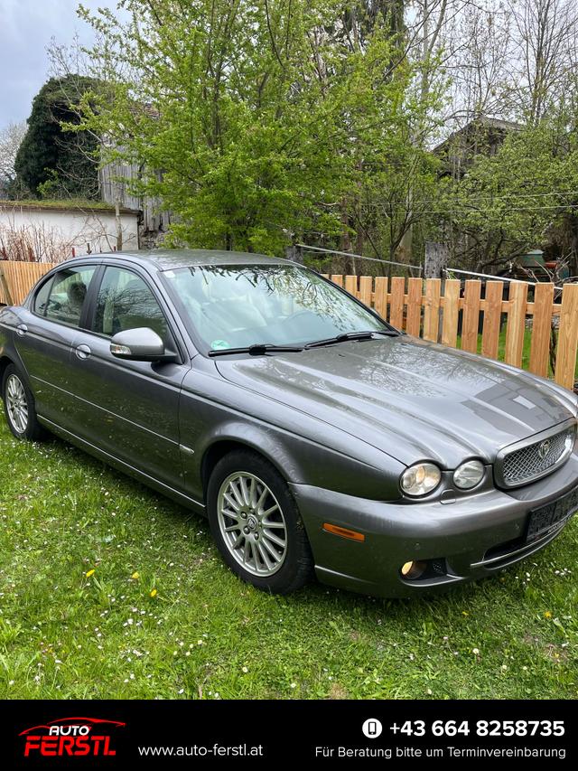 Gebrauchtfahrzeug Jaguar X-Type - 2.2 D Classic DPF Automatik