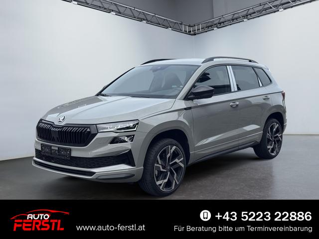 Lagerfahrzeug Skoda Karoq - Sportline 1,5 TSI DSG 2ZKlimaautomatik Canton Anh&auml;ngerkupplung Totewinkel Assistent 2 x Einparkhilfe Kamera 19 Zoll Felgen adaptiver Tempomat 5J Garantie