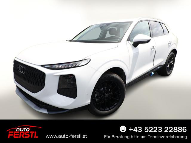 Lagerfahrzeug Audi Q3 - Intense Tech LED  KlimaP MMI  Keyl PrivG 18Z eHK PDC 
